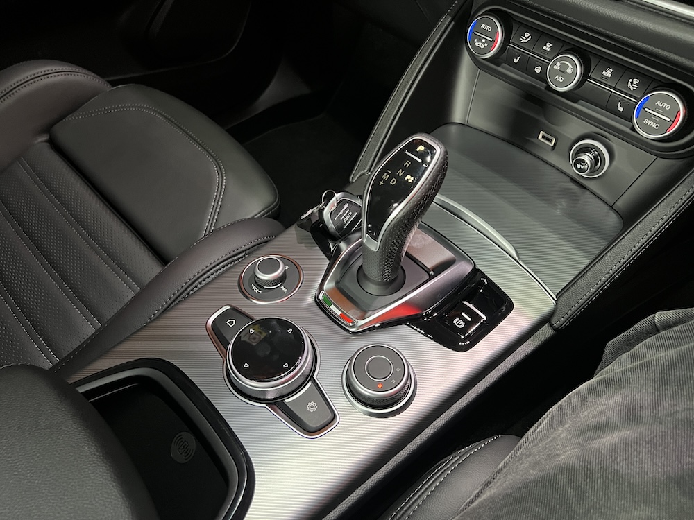 Alfa Romeo Stelvio Veloce di Malaysia