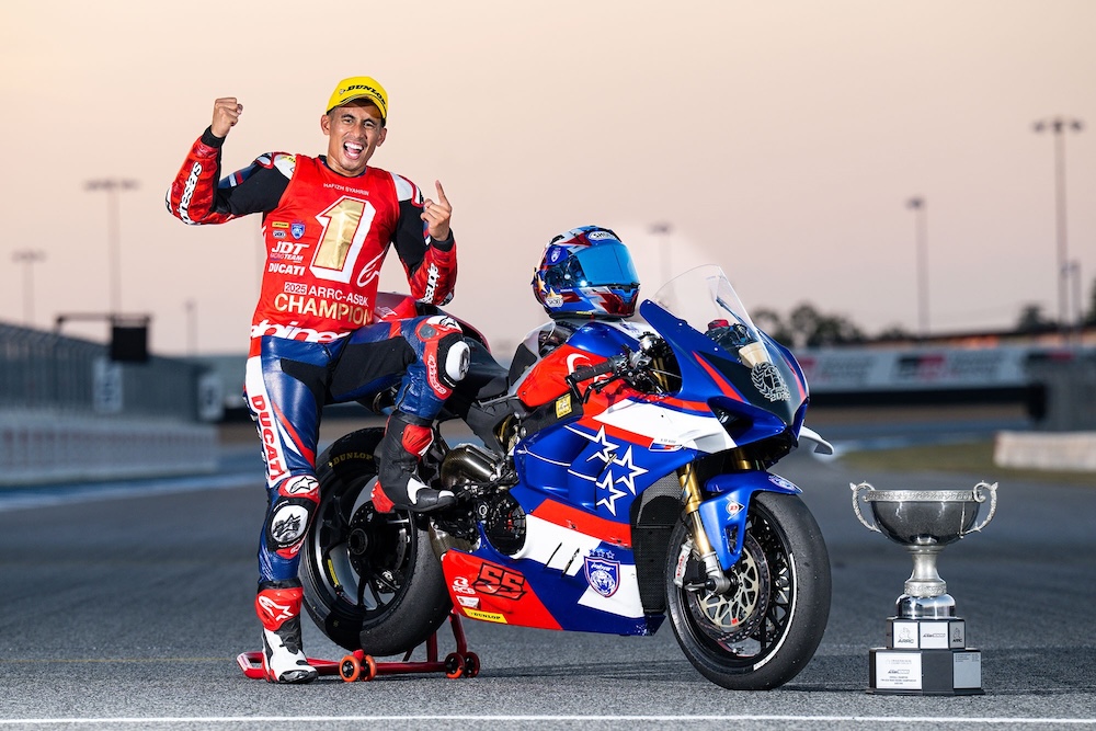 Hafizh Syahrin juara ARRC 2025 kelas ASB1000