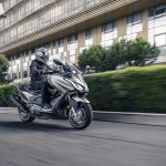 Kymco AK550 Premium kini CKD sepenuhnya