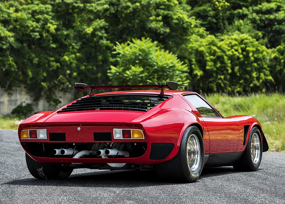 Lamborghini Miura P400