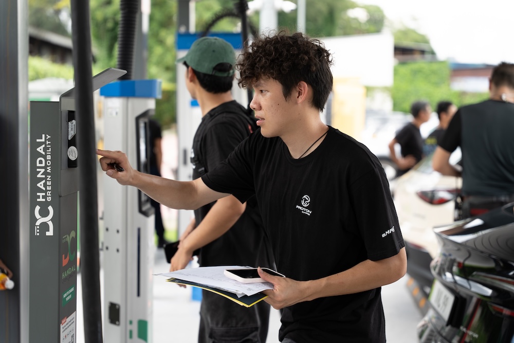 Cabaran pandu uji media Proton e.MAS 5 dari COE ke Genting HIghlands