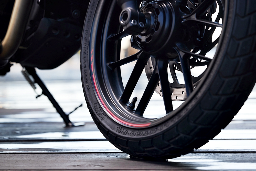 Triumph Tracker 400 2026 | UK