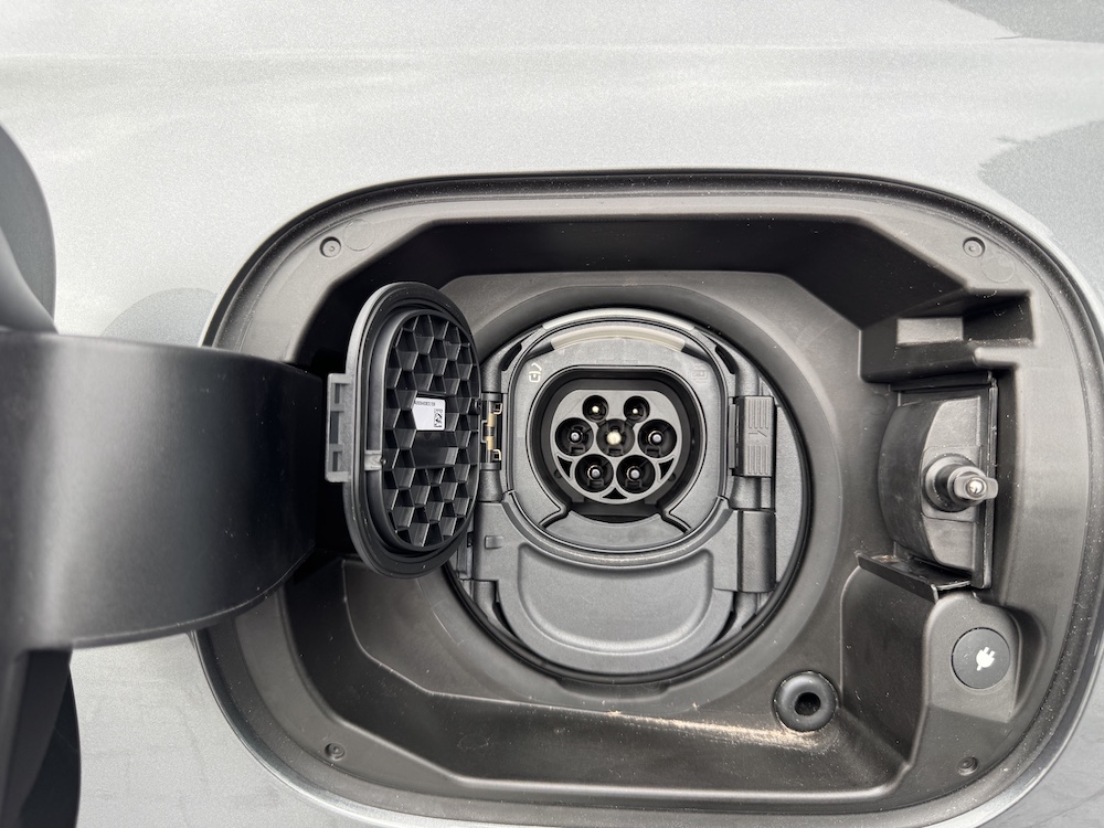 Mercedes-Benz GLE 400 e 4MATIC | Malaysia