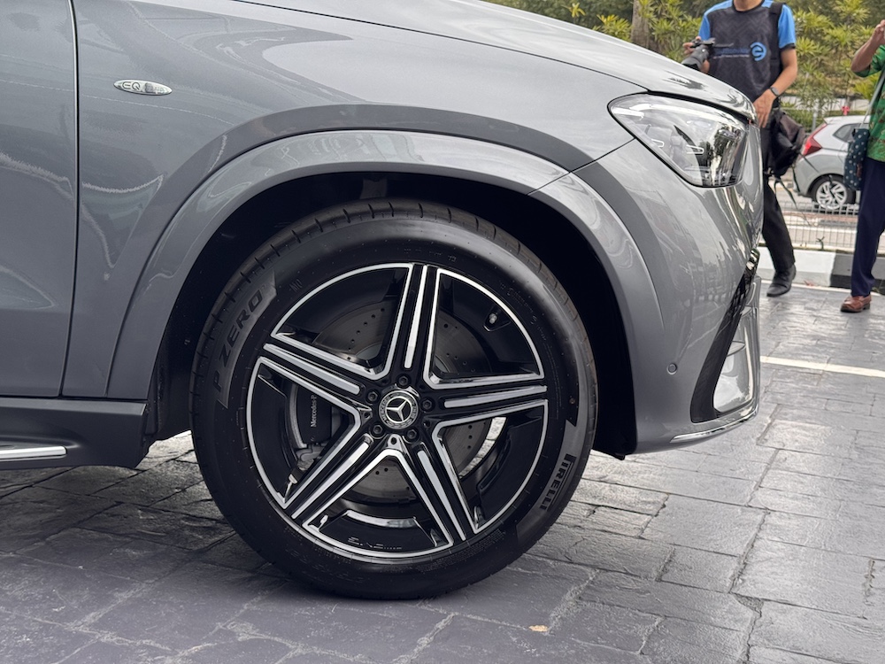 Mercedes-Benz GLE 400 e 4MATIC | Malaysia