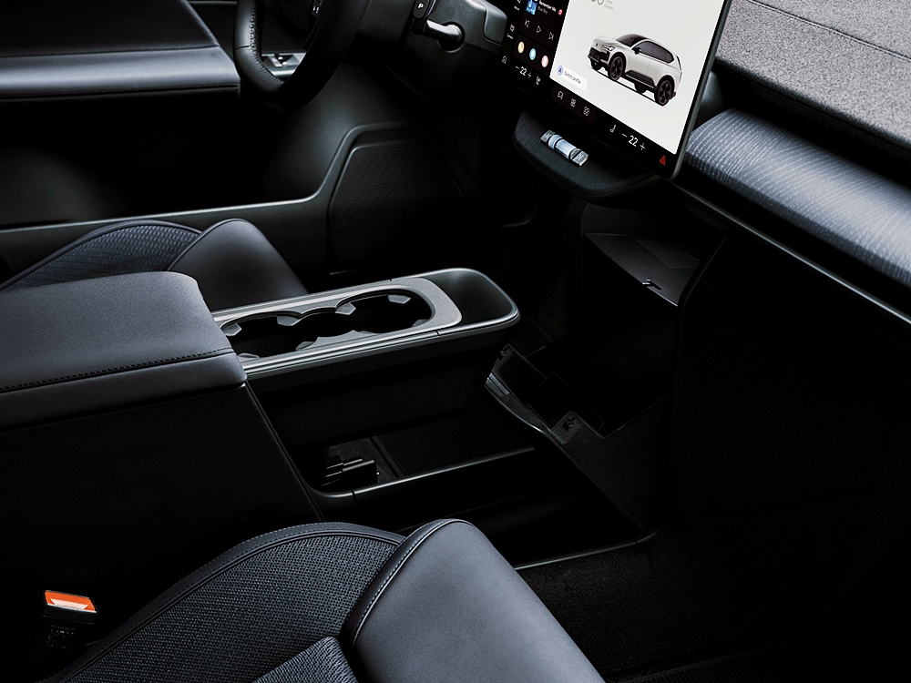 Volvo EX60 Cross Country 2027