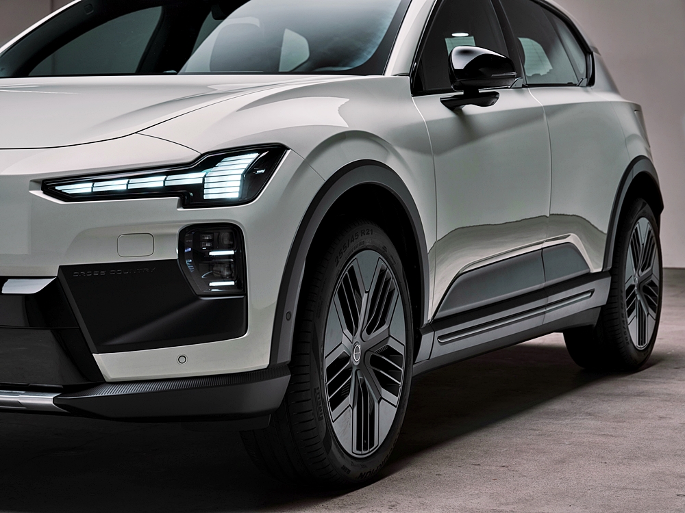 Volvo EX60 Cross Country 2027