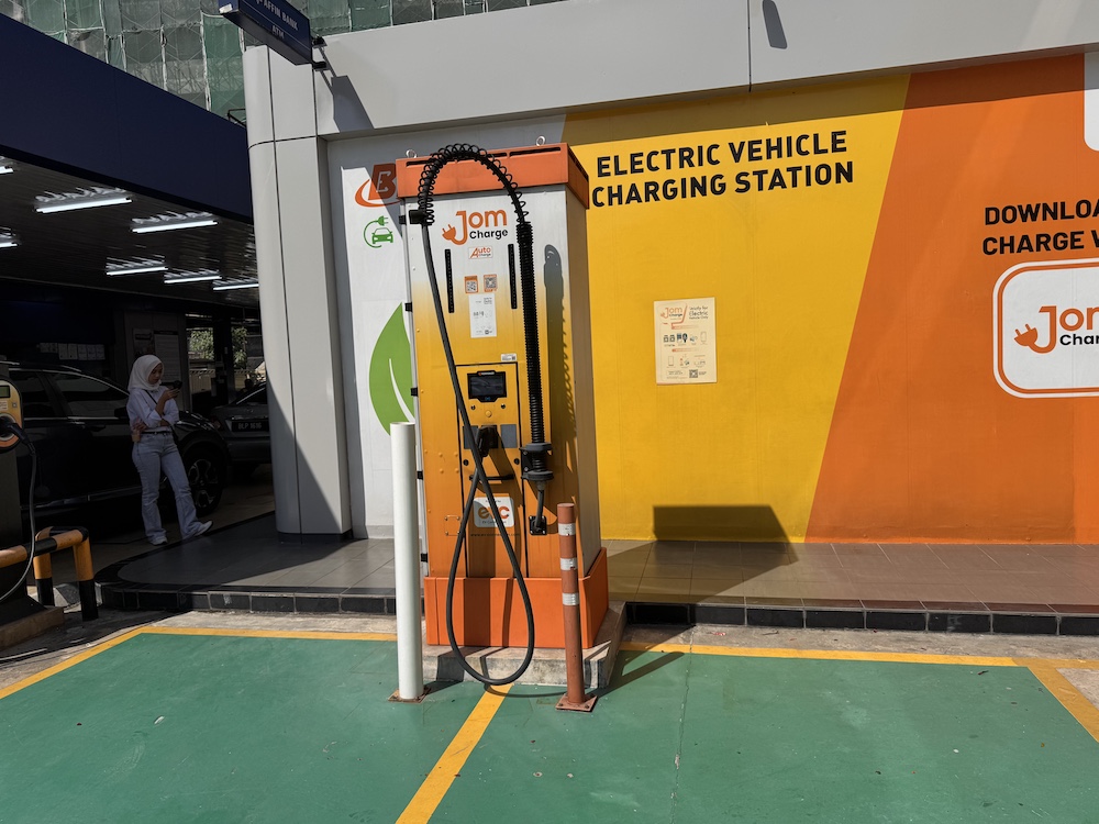 BHPetromart, eNAK kini berwajah baharu