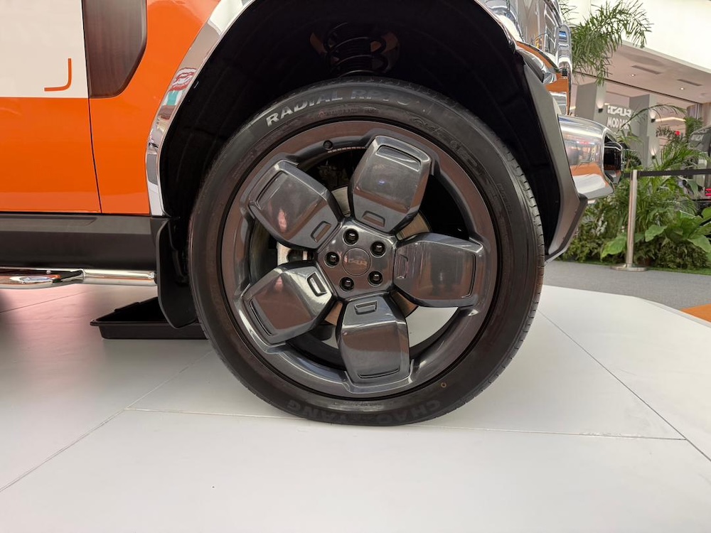 iCAUR V23 Retro Edition 2026