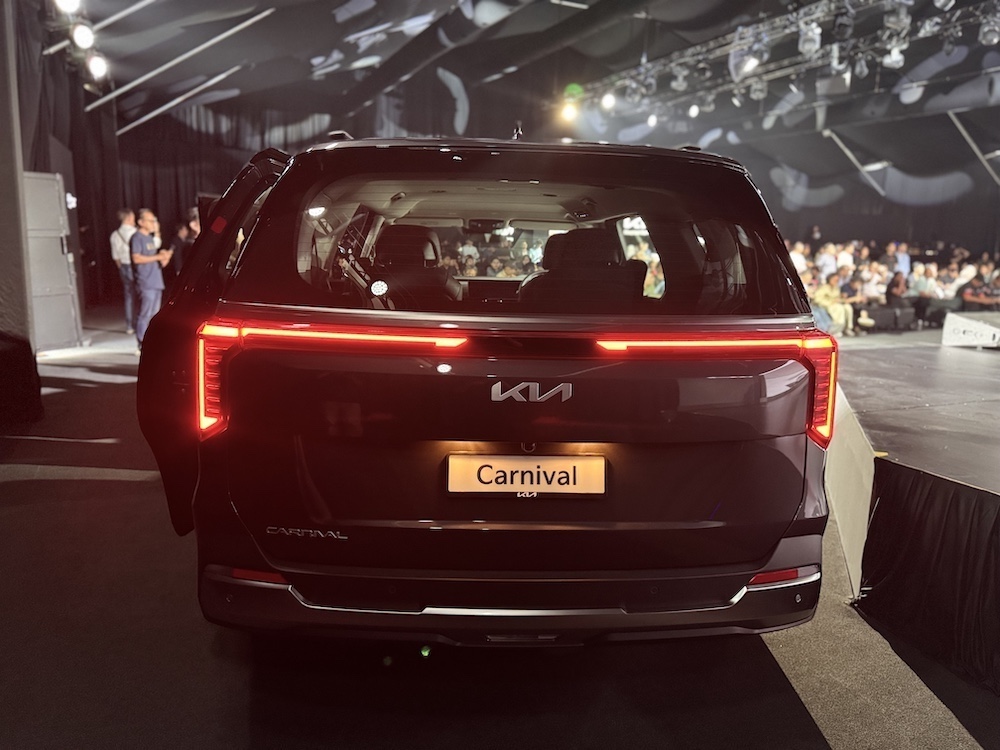 New Kia Carnival 2026