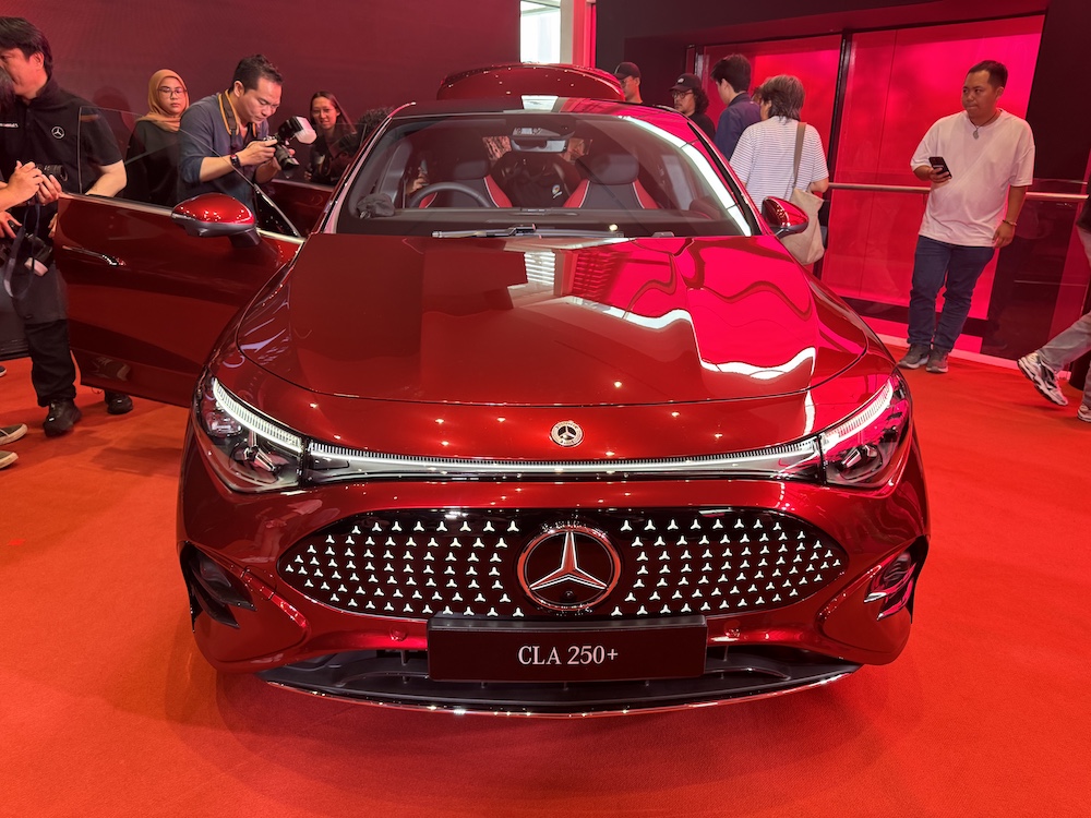 Mercedes-Benz CLA Electric 2026