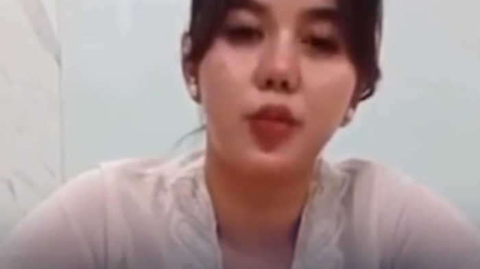 Wanita menyamar pramugari beli tiket Batik Air