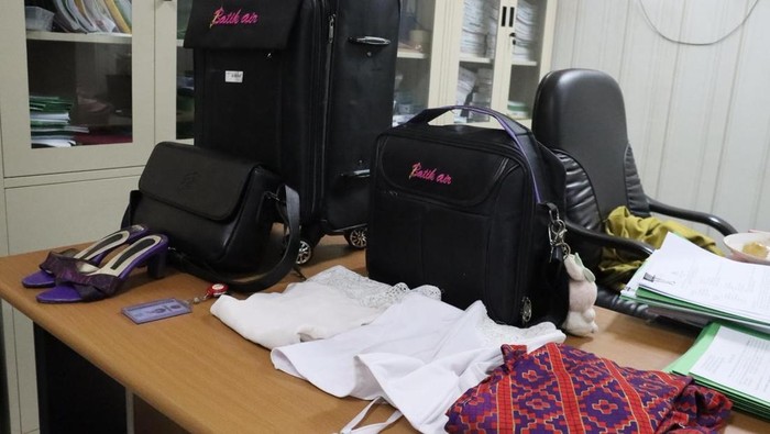 Wanita menyamar pramugari beli tiket Batik Air