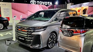 Toyota Vellfire 2.5 HEV Executive Lounge 2025
