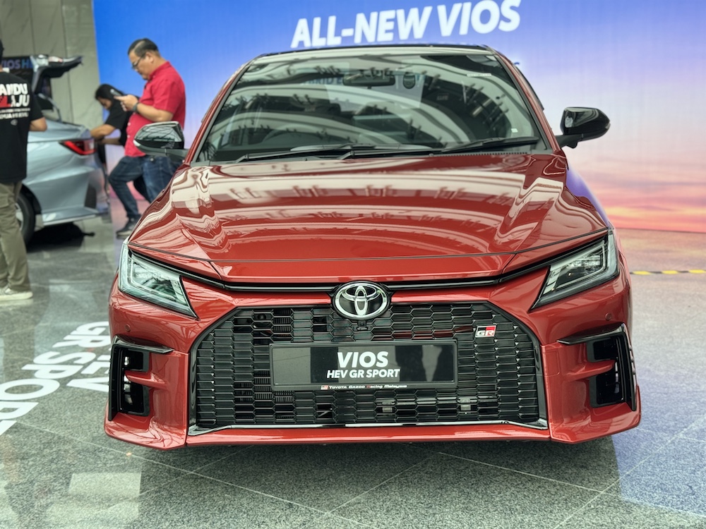 Toyota Vios HEV GR Sport 2026
