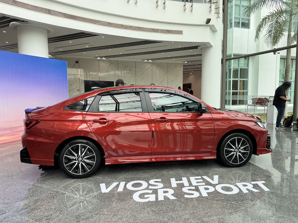 Toyota Vios HEV GR Sport 2026