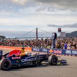 Jentera F1 Red Bull RB7 terbakar ketika demo