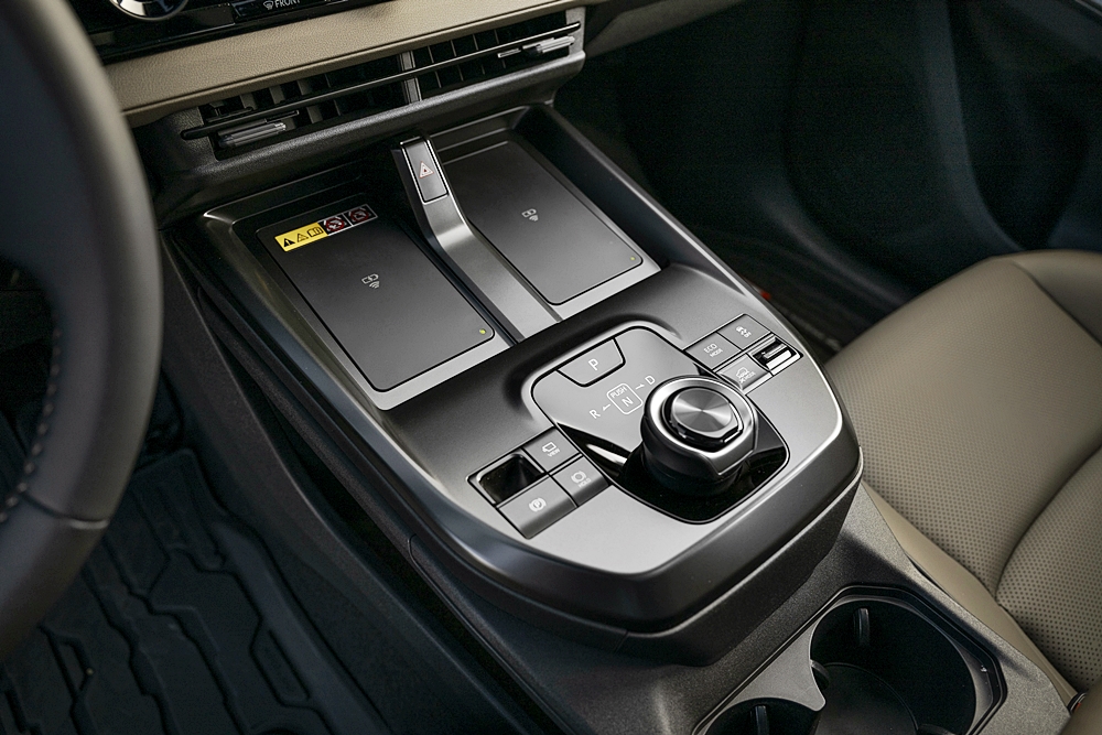 Toyota bZ Woodland 2026