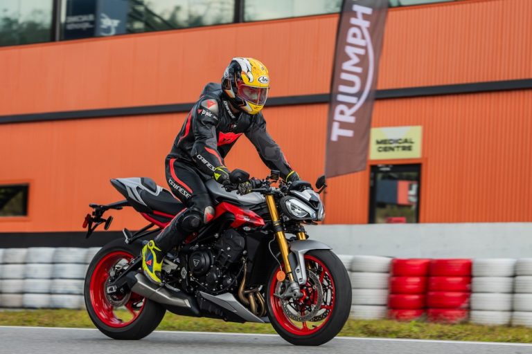 Triumph Street Triple 765 RX Tiba di Malaysia, Edisi Terhad, Dari RM81,100