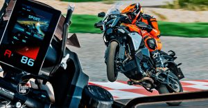 KTM 1390 Super Adventure S Evo 2026 untuk Jepun Guna Transmisi AMT!