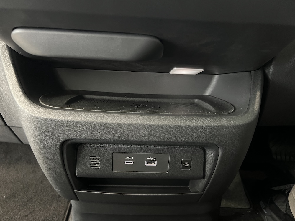 Nissan Serena e-POWER C28