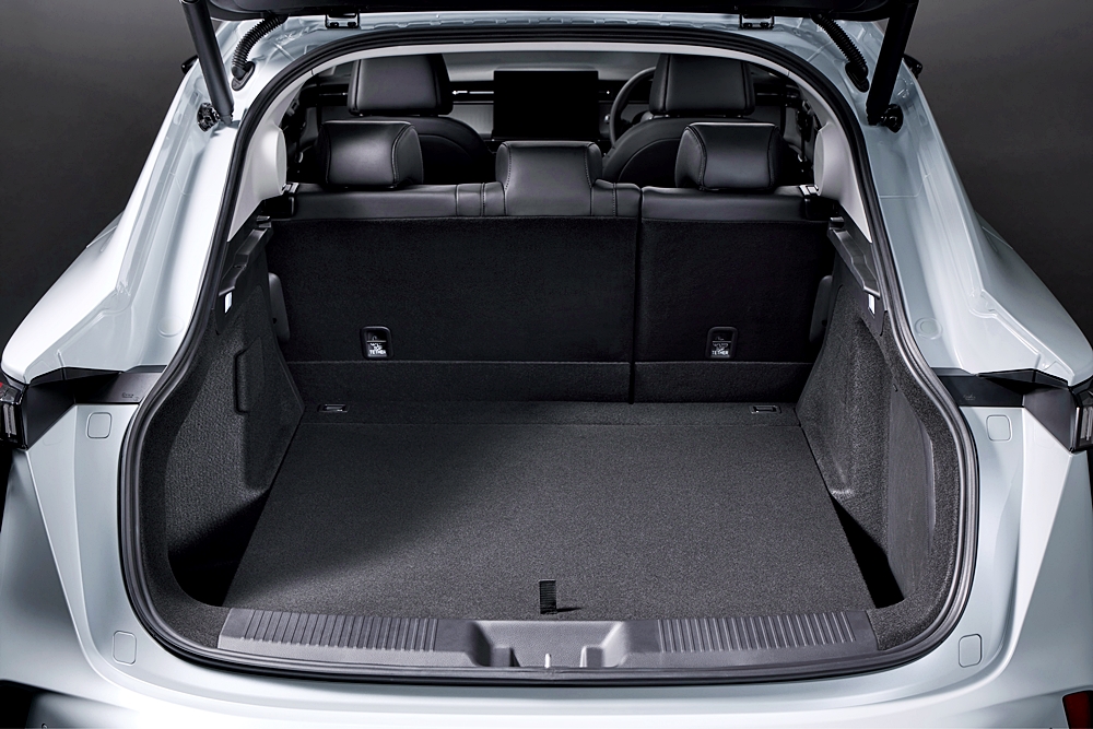 Honda Insight 2026 lancar di Jepun