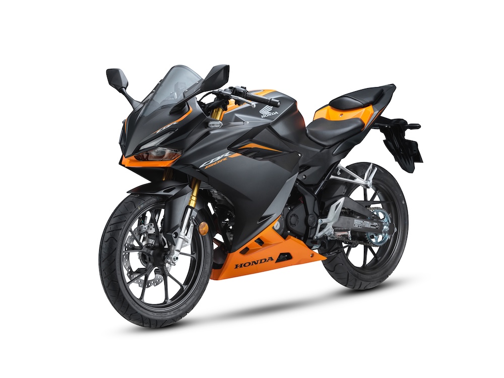 Honda CBR150R Stealth Edition 2026