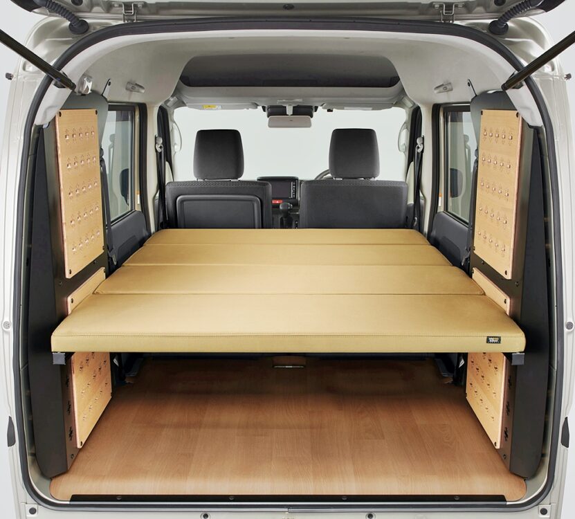 Nissa Clipper Van 2026