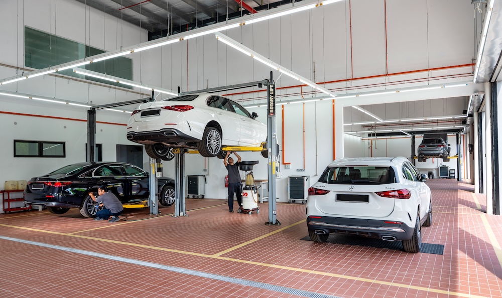 Asbenz Stern Autohaus lancar di Kuantan