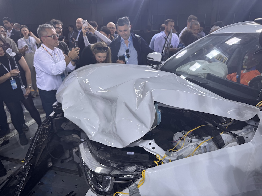 Demonstrasi ujisn perlanggaran Chery Tiggo 9 dan Chery Tiggo 7 Pro di Wuhu, China.
