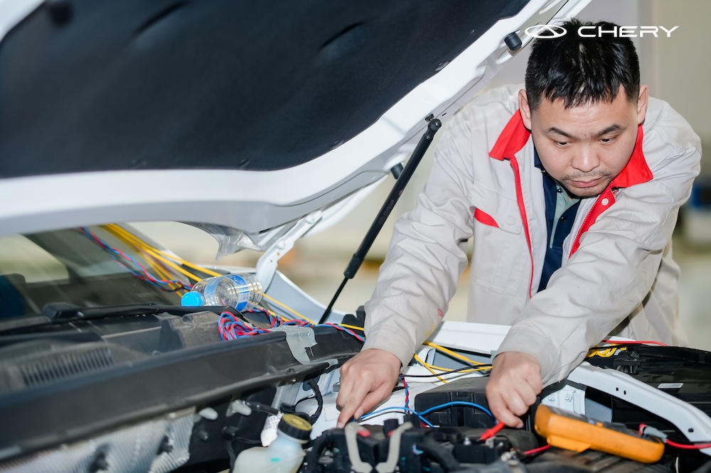Demonstrasi ujian perlanggaran Chery Tiggo 9 dan Chery Tiggo 7 Pro di Wuhu, China.