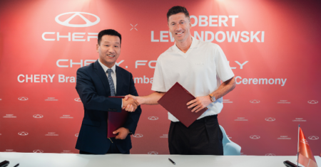 Robert Lewandowski Kini Jadi Duta Global Chery!