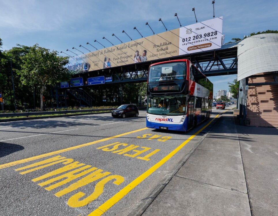 Lorong khas bas