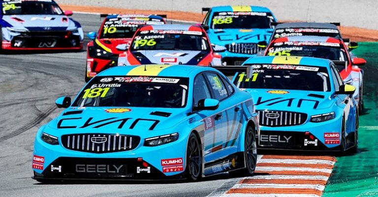 Geely Sapu Bersih, Menang 3 Perlumbaan TCR di Sepanyol!