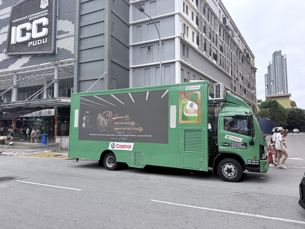 Castrol Edge Roving Truck 2026