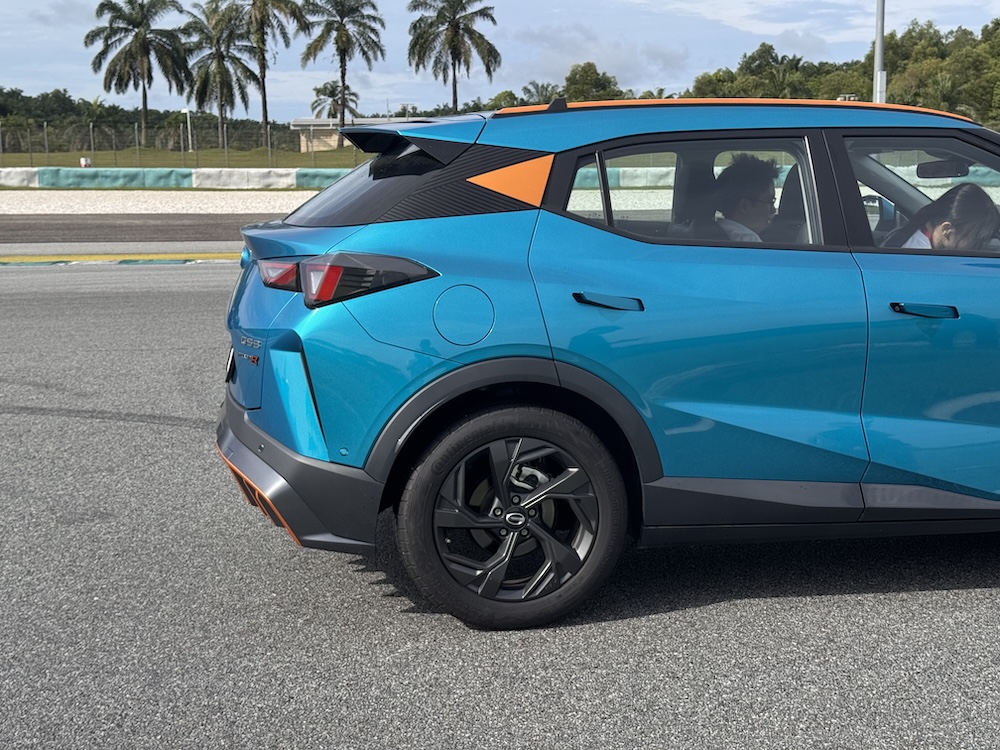 Pandu uji GAC GS3 Emzoom di Litar Antarabangsa Sepang (SIC)