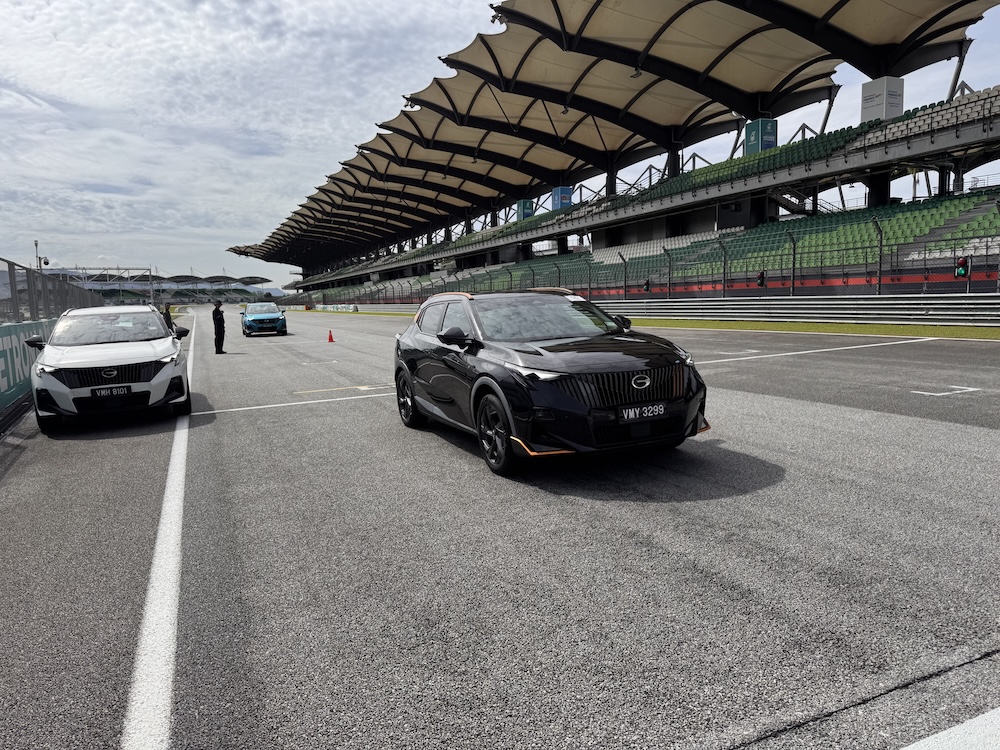 Pandu uji GAC GS3 Emzoom di Litar Antarabangsa Sepang (SIC)