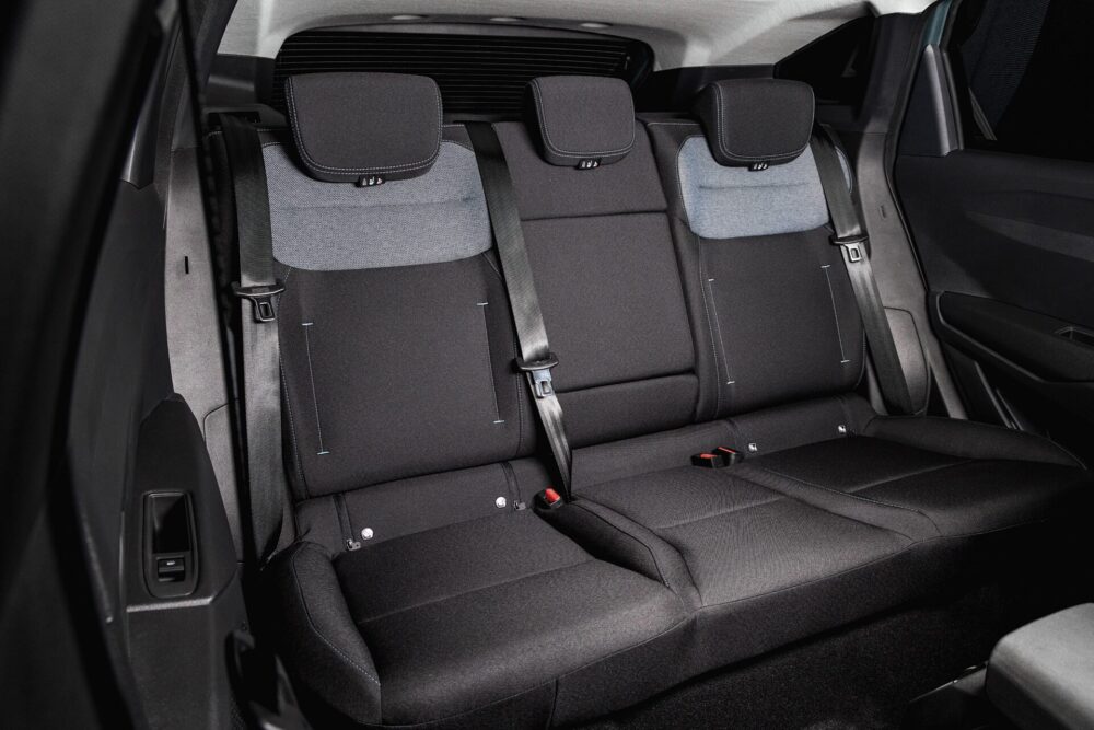Dacia Striker 2027