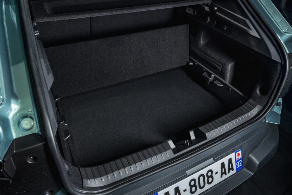 Dacia Striker 2027