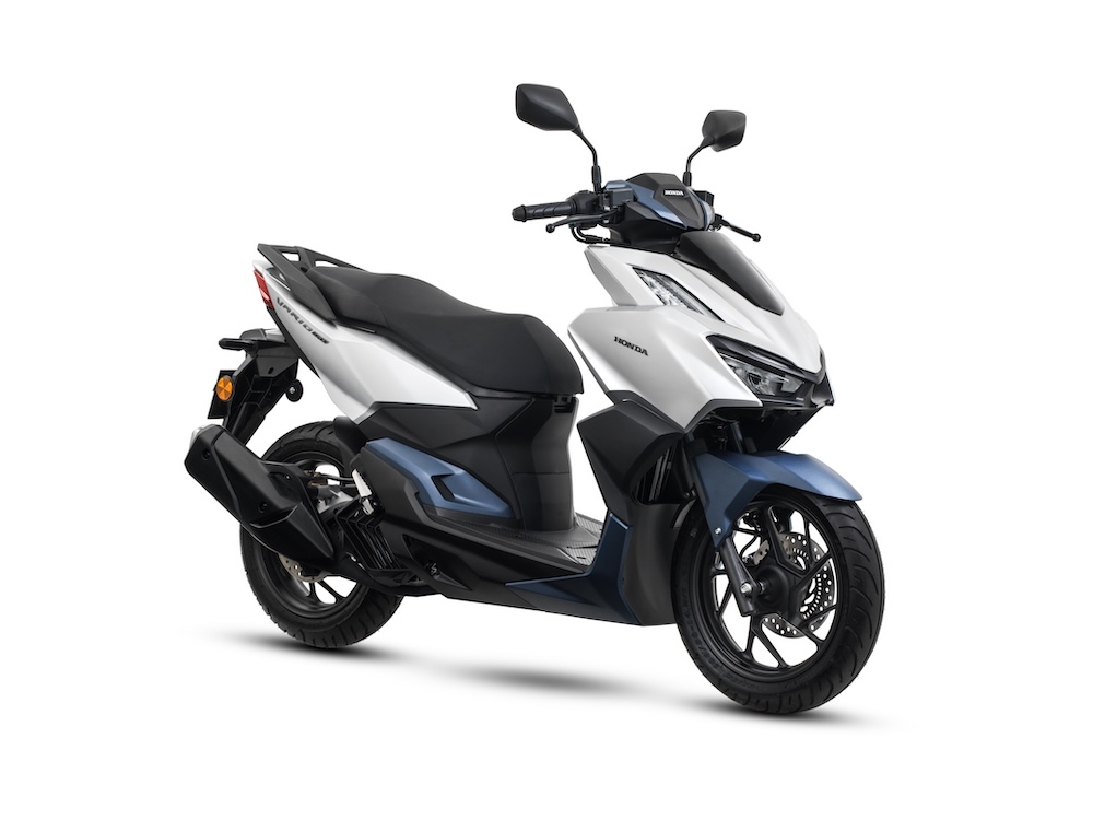 Honda Vario 160 2026 | Silver Blue
