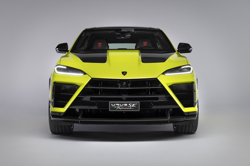 depan Lamborghini Urus SE Performante 2027