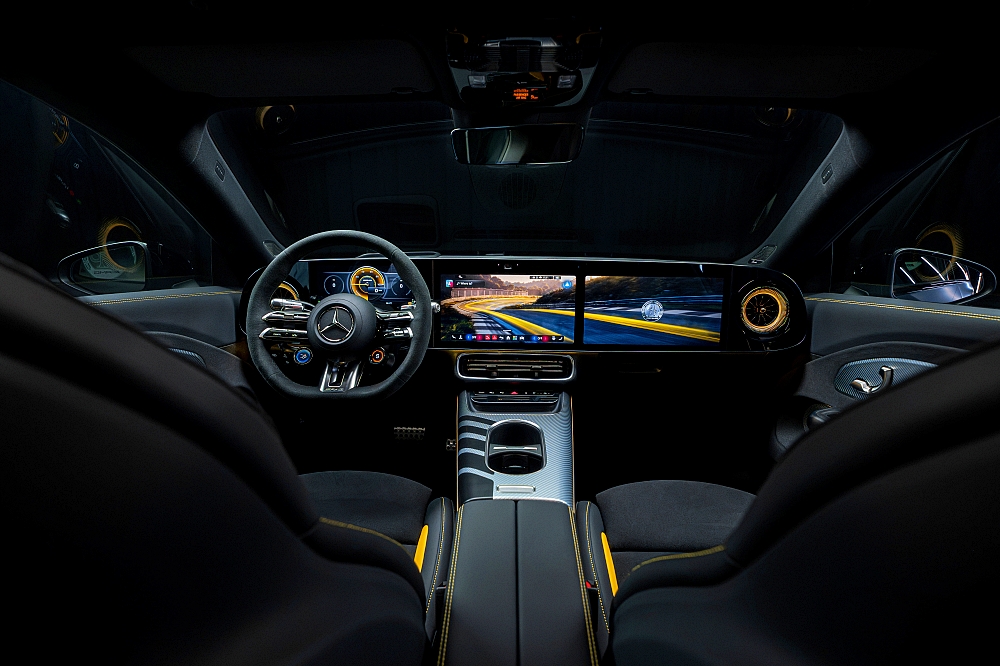 Der neue elektrische Mercedes-AMG CLA 45 4MATIC+. Coupé: Exterieur Farbe: MANUFAKTUR graphit grau magno Interieur Polster: ARTICO/Microcut schwarz / racegelb Energieverbrauch kombiniert: 18,7‒16,5 kWh/100 km | CO₂-Emissionen kombiniert: 0 g/km | CO₂-Klasse: A Shooting Brake: Exterieur Farbe: Aqua-Mint Uni Interior Polster: ARTICO/Microcut schwarz Energieverbrauch kombiniert: 19,6‒17,4 kWh/100 km | CO₂-Emissionen kombiniert: 0 g/km | CO₂-Klasse: A Die Angaben sind vorläufig. Es liegen bislang weder bestätigte Werte von einer amtlich anerkannten Prüforganisation noch eine EG-Typgenehmigung noch eine Konformitätsbescheinigung mit amtlichen Werten vor. Abweichungen zwischen den Angaben und den amtlichen Werten sind möglich. The new Mercedes-AMG CLA 45 4MATIC+ electric. Coupé: Exterior color: MANUFAKTUR graphite grey magno Interior: ARTICO Microcut black / race yellow Energy consumption combined: 18.7–16.5 kWh/100 km | Combined CO₂ emissions: 0 g/km | CO₂ class: A Shooting Brake: Exterior color: Aqua-mint non-metallic Interior: ARTICO Microcut Black Energy consumption combined: 19.6–17.4 kWh/100 km | Combined CO₂ emissions: 0 g/km | CO₂ class: A The figures are provisional. To date, there are no confirmed figures from an officially recognised testing organisation, nor is there an EC type-approval or a certificate of conformity containing official figures. There may be discrepancies between the figures provided and the official figures.