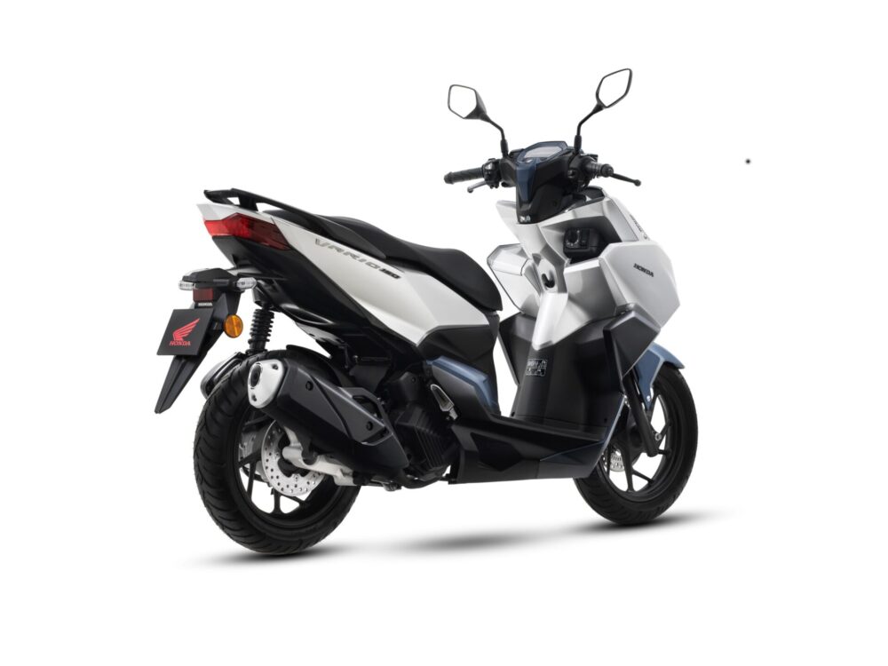 Honda Vario 160 2026 | Silver Blue